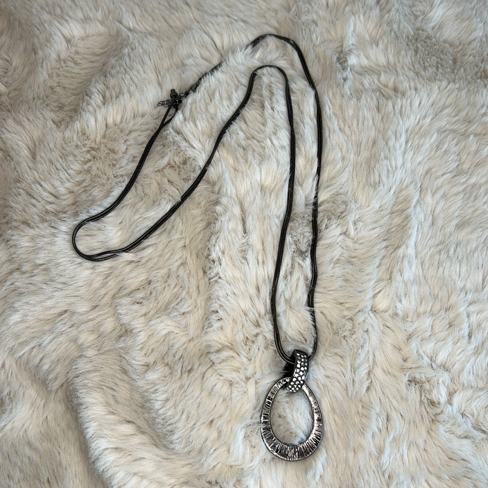 Dress Barn Double Chain pendant with a Touch of Bling - Picture 3 of 5